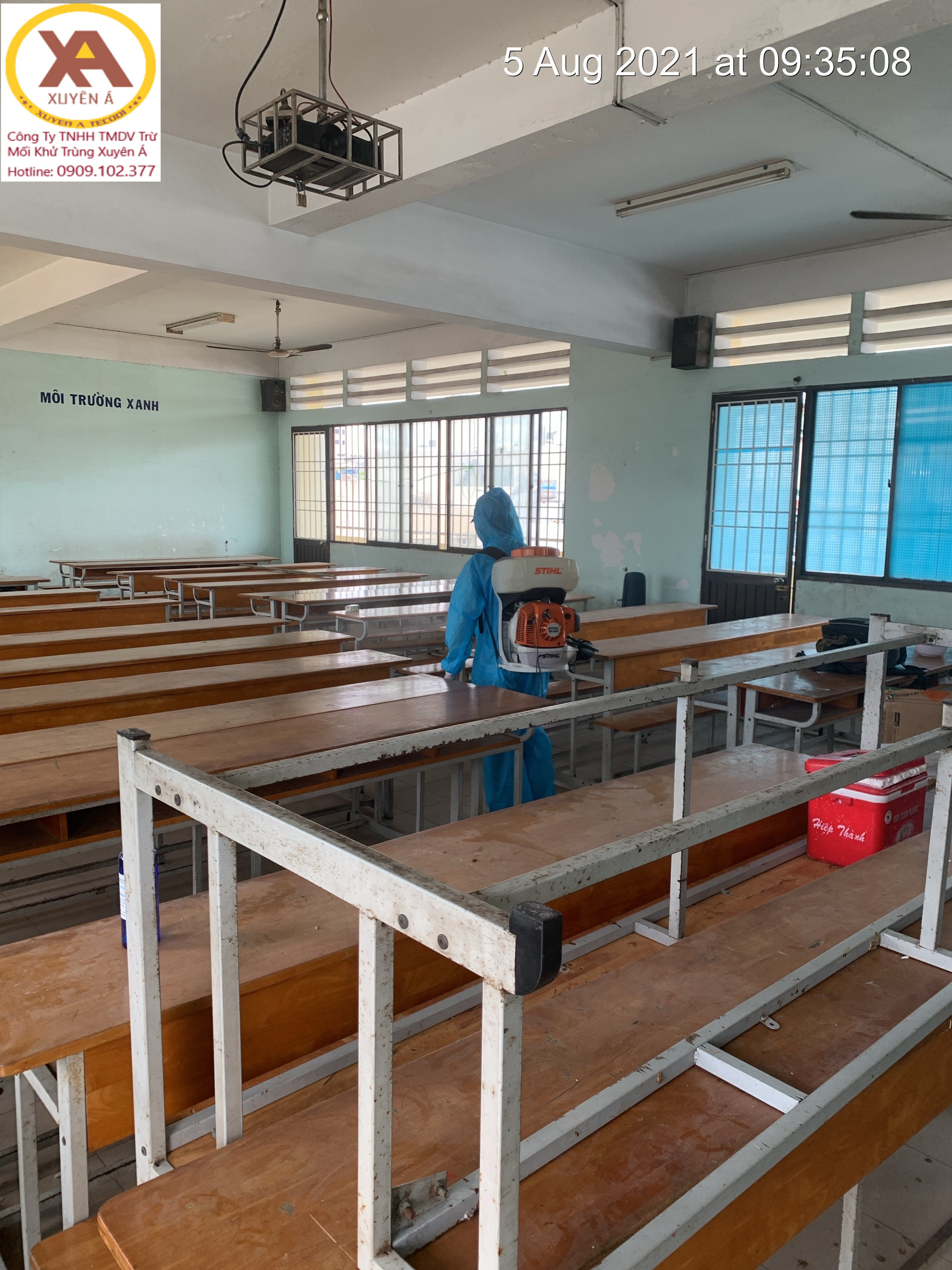 Diệt trừ côn trùng và khử khuẩn trường ĐH Tài Nguyên và Môi trường TP.HCM