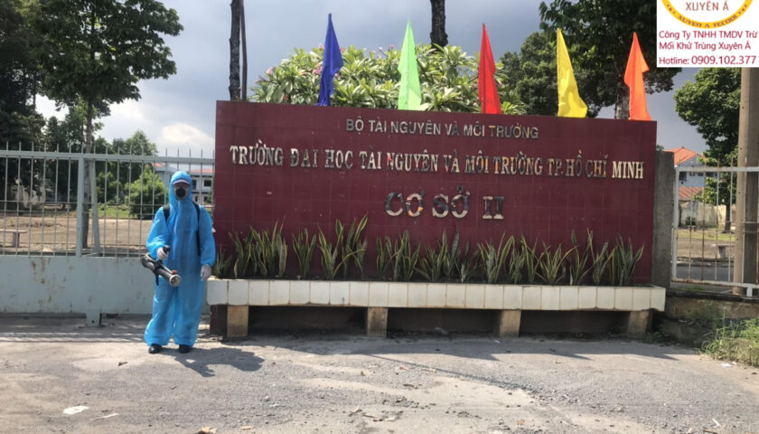 Diệt trừ côn trùng và khử khuẩn trường DH Tài Nguyên và Môi trường TP.HCM